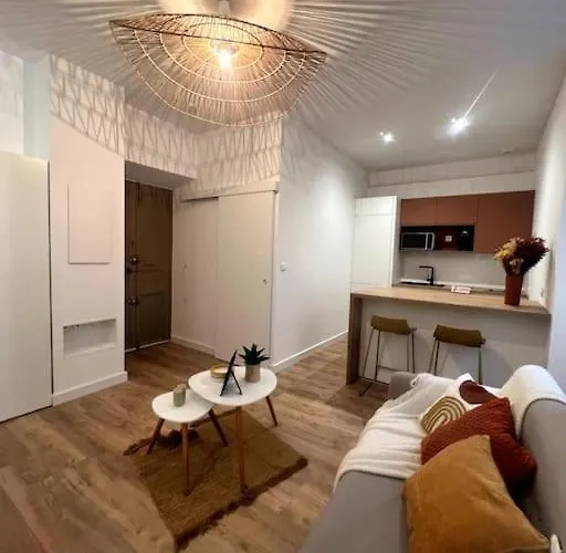 Апартаменти Joli T1/bis - Centre D'ajaccio